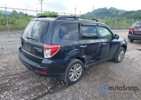 2012 Subaru Forester 2.5X Premium z USA, uszkodzony, nr VIN JF2SHADC4CH447207
